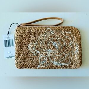 Vera Bradley Soft Fawn Wrislet NWT